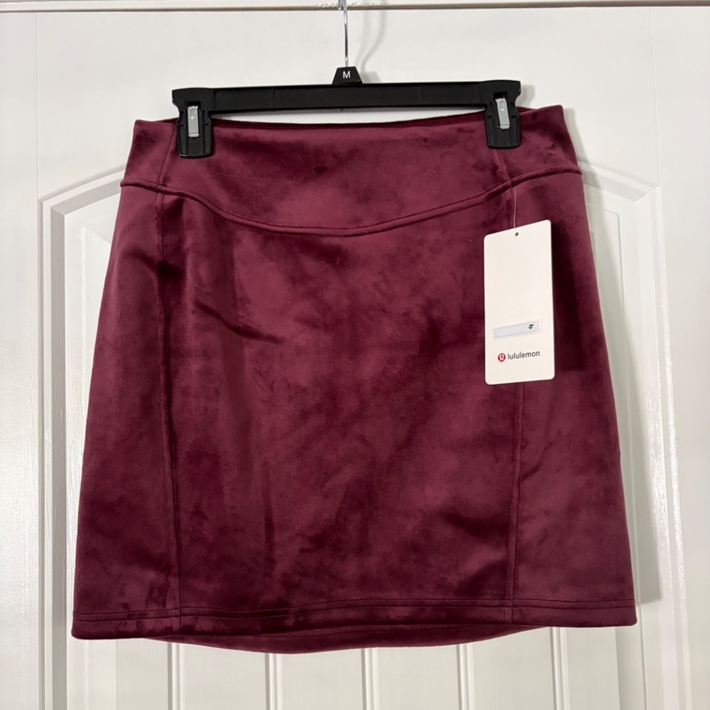 Scuba High-Rise Mini Skirt Velvet - Picture 4 of 7